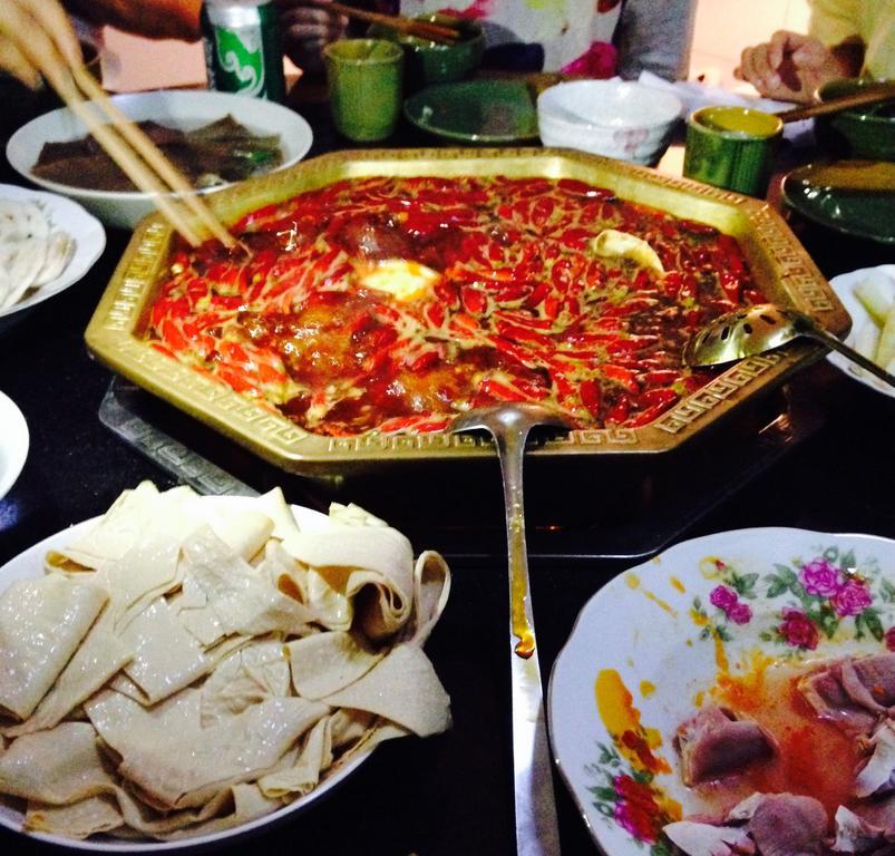 Chengdu Bling Bling Hostel Supoqiao Dış mekan fotoğraf